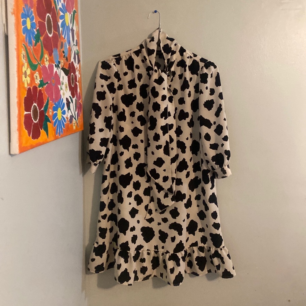 Who What Wear cream and black print long sleeve mini dress